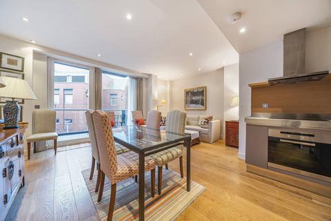 2 bedroom flat for sale, Grosvenor Waterside, Belgravia, London, SW1W