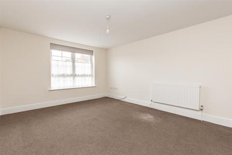 2 bedroom flat for sale, Marhill Road, Nottingham NG4