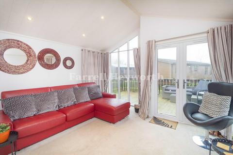 2 bedroom property for sale, 41 Borwick Lane, Carnforth LA6