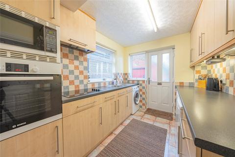 3 bedroom semi-detached house for sale, Holmwood Drive, Leeds, West Yorkshire