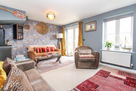 20 Eydon Drive, Corby, NN17 5FB