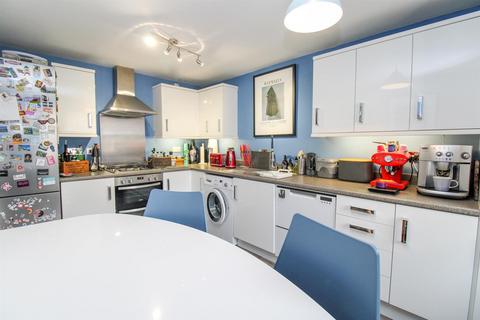 20 Eydon Drive, Corby, NN17 5FB