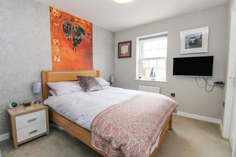 20 Eydon Drive, Corby, NN17 5FB