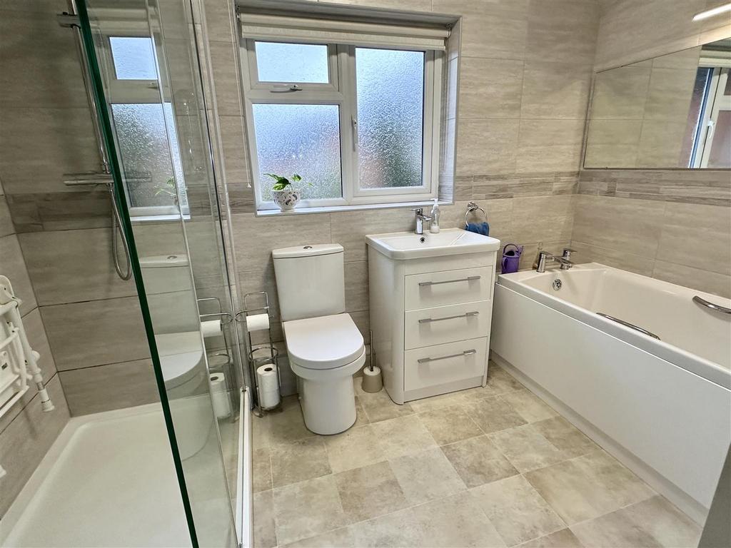 Family bathroom