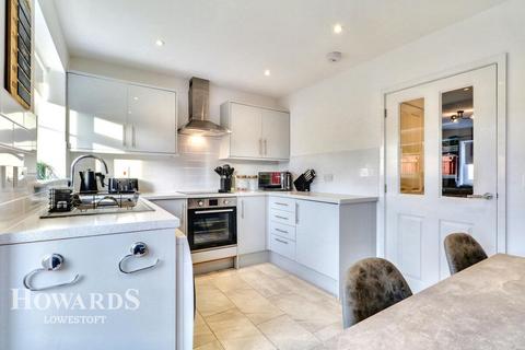 2 bedroom end of terrace house for sale, Haward Street, Suffolk