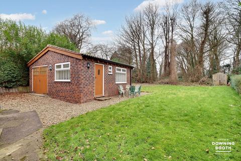 3 bedroom semi-detached house for sale, Christchurch Gardens, Lichfield WS13