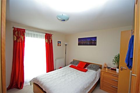 2 bedroom apartment to rent, Edison Court, Franklin Avenue, Watford, WD18