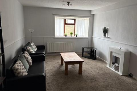 2 bedroom apartment to rent, High Street, Wibsey, Bradford