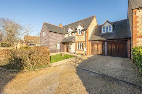 5 bedroom link detached house for sale, Park Farm Close, Ambrosden