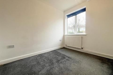 2 bedroom flat to rent, Alexandra Street, Nottingham NG5