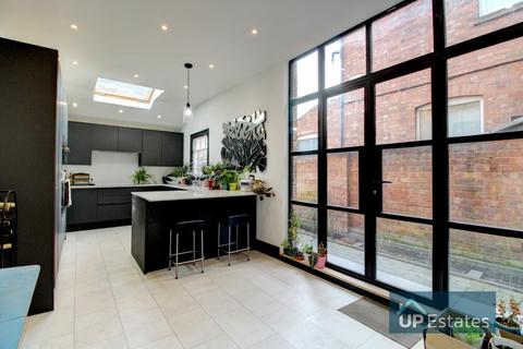 4 bedroom townhouse for sale, Abingdon House, Grove Street, Leamington Spa