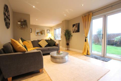 4 bedroom link detached house for sale, Garden Close, Deal, CT14