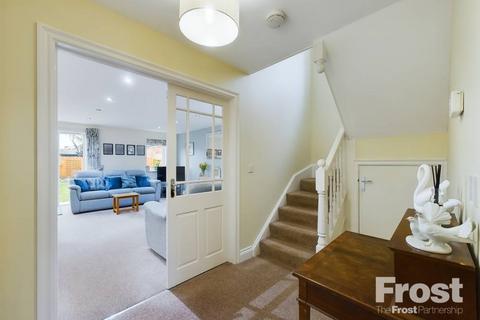 4 bedroom detached house for sale, 65a Junction Road, Ashford, Middlesex, TW15