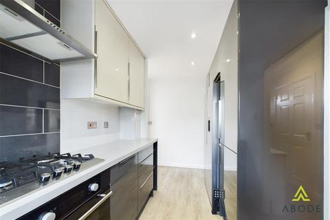 55 Bramling Cross Road, Burton-on-trent, DE14 1DH