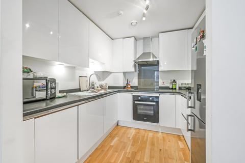 2 bedroom apartment for sale, Hargood House, New Capital Quay, Greenwich, SE10