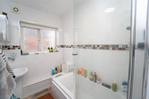 3 bedroom flat for sale, Stanley Court, Stanley Road, Old Trafford