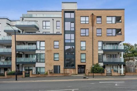 1 bedroom flat for sale, Montmorency House, Station Road N11