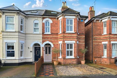 3 bedroom semi-detached house for sale, Osborne Road, Farnborough, GU14