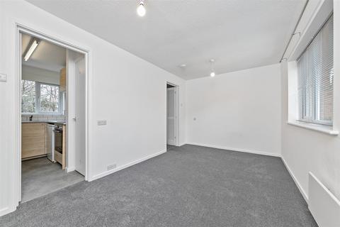 Studio for sale, Wheat Close, St Albans