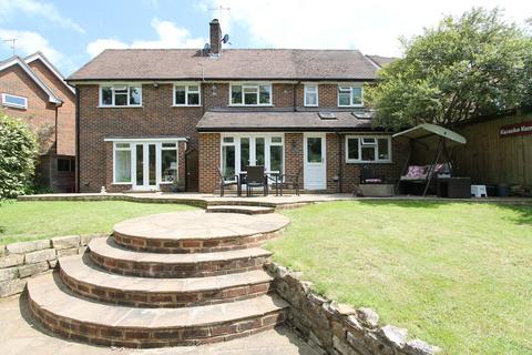 4 bedroom detached house for sale, Summerhouse Close, Godalming GU7