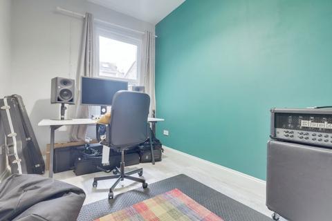 1 bedroom flat for sale, Gordon Road, Southend-on-sea, SS1