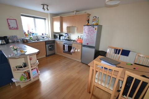 2 bedroom apartment to rent, Loxford Street, Hulme, Manchester. M15 6GH