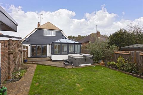 4 bedroom detached house for sale, Littlehampton Road, Ferring