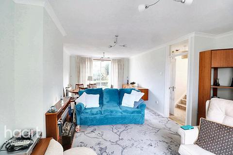 27 Beamish Road, Orpington, BR5 4EA