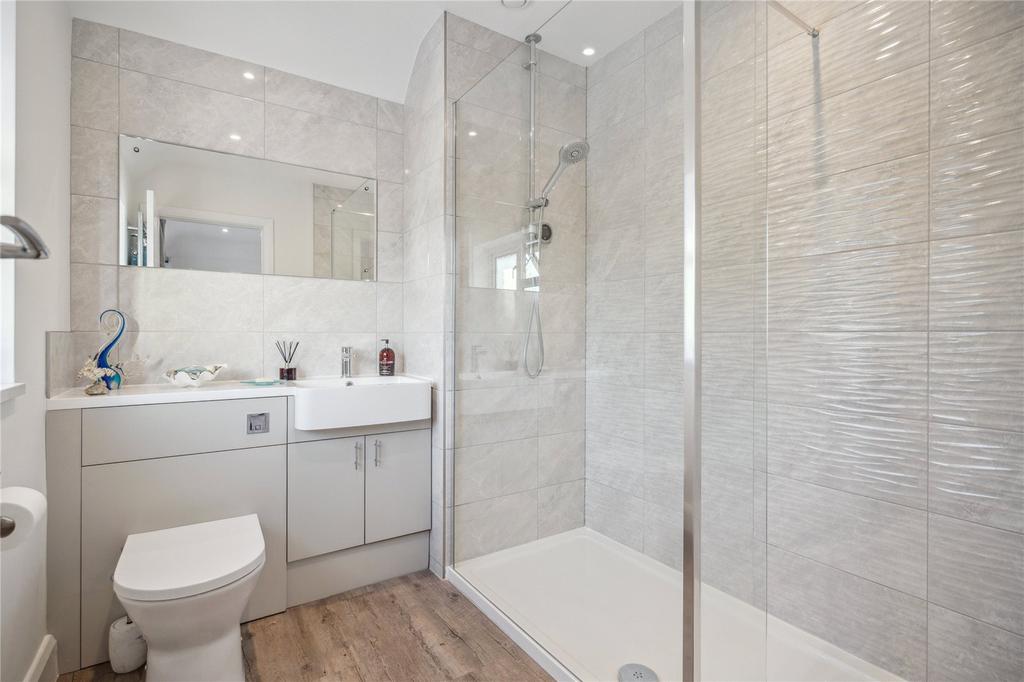 En Suite Shower Room