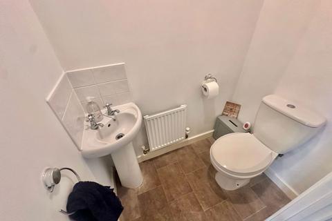 42 Webley Grove, Dudley, DY1 4FH