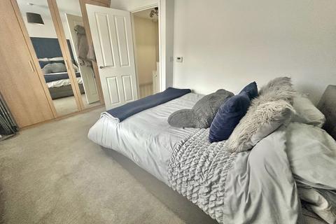 42 Webley Grove, Dudley, DY1 4FH