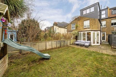 15 Endsleigh Road, London, W13 0RE