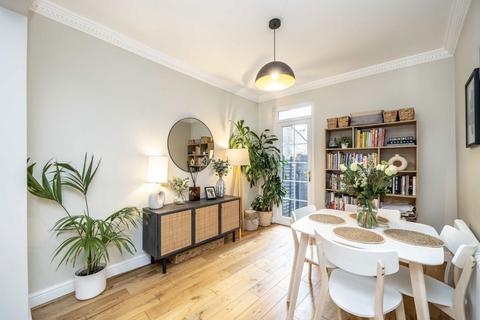 15 Endsleigh Road, London, W13 0RE