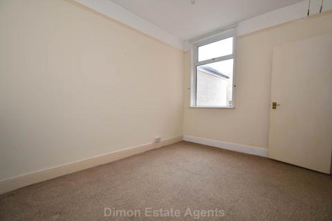 3 bedroom end of terrace house for sale, Avenue Road, Gosport