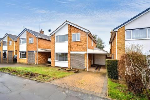 4 bedroom detached house to rent, Bridgewater Drive, Weston Favell Village, NN3