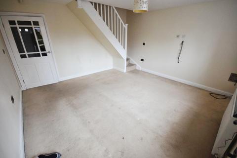 2 bedroom terraced house to rent, Tape Street, Cheadle