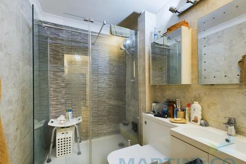 1 bedroom flat for sale, Clarendon Place, Brighton