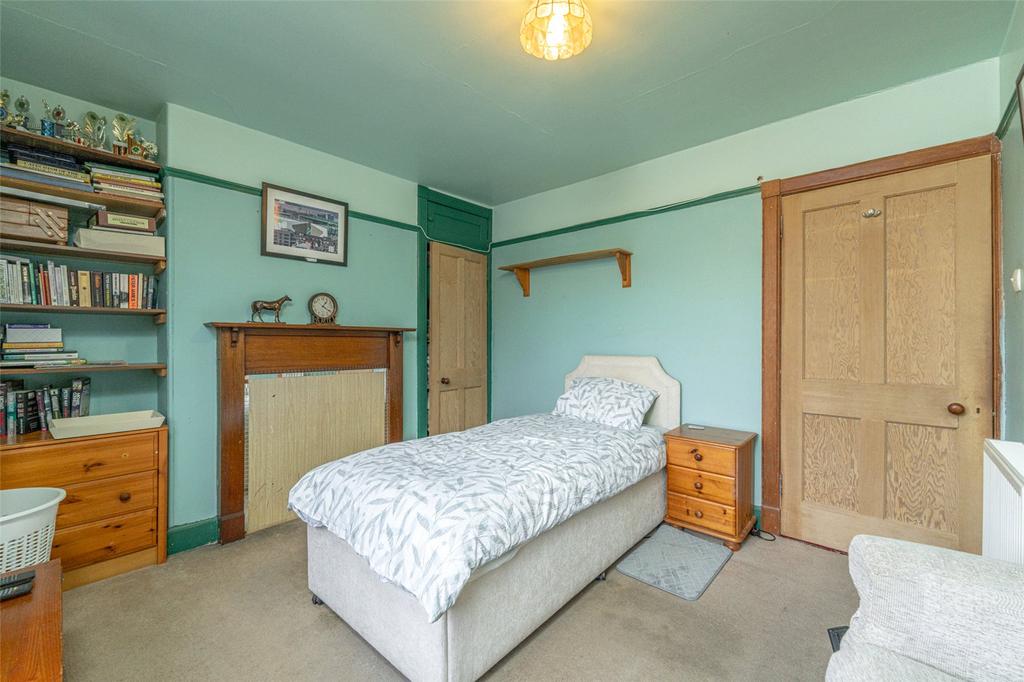 Bedroom 1 Alt