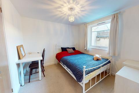 2 bedroom apartment for sale, The Mews, Rose And Crown Passage