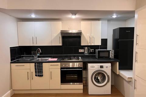 1 bedroom flat for sale, Powerscroft Road, Lower Clapton, E5