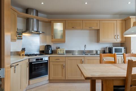 2 bedroom apartment for sale, Cardiff CF10