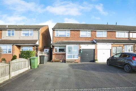 3 bedroom end of terrace house for sale, Bakers Croft, Baddesley Ensor