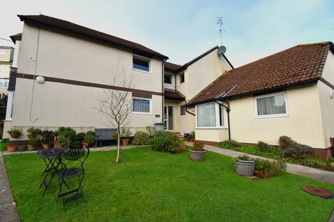 2 bedroom retirement property for sale, Edens Court, Heywoods Road, Teignmouth, TQ14 8LR