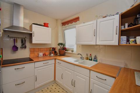 2 bedroom retirement property for sale, Edens Court, Heywoods Road, Teignmouth, TQ14 8LR