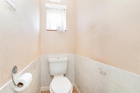 49 Whitefield Avenue, Purley, CR8 4BP