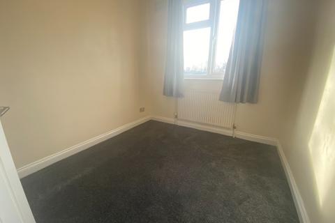 3 bedroom maisonette to rent, Chadbury Court, Watford Way, London, Greater London, NW7 2QG