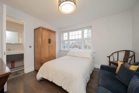 3 bedroom terraced house for sale, Tamworth Street, London SW6