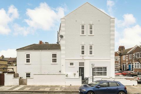 undefined, Tamworth Street, London SW6