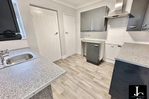 70 James Way, Donnington, Telford, TF2 8AX