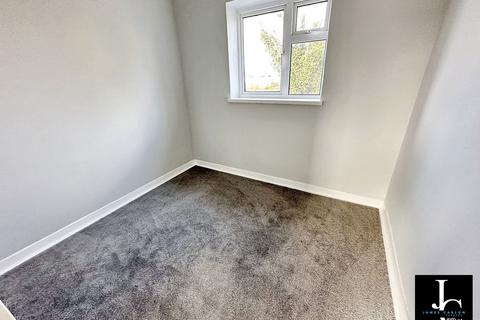 70 James Way, Donnington, Telford, TF2 8AX